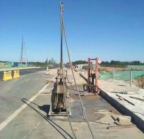 辽中公路高聚物注浆加固